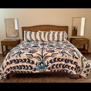 Anthropologie king quilt set